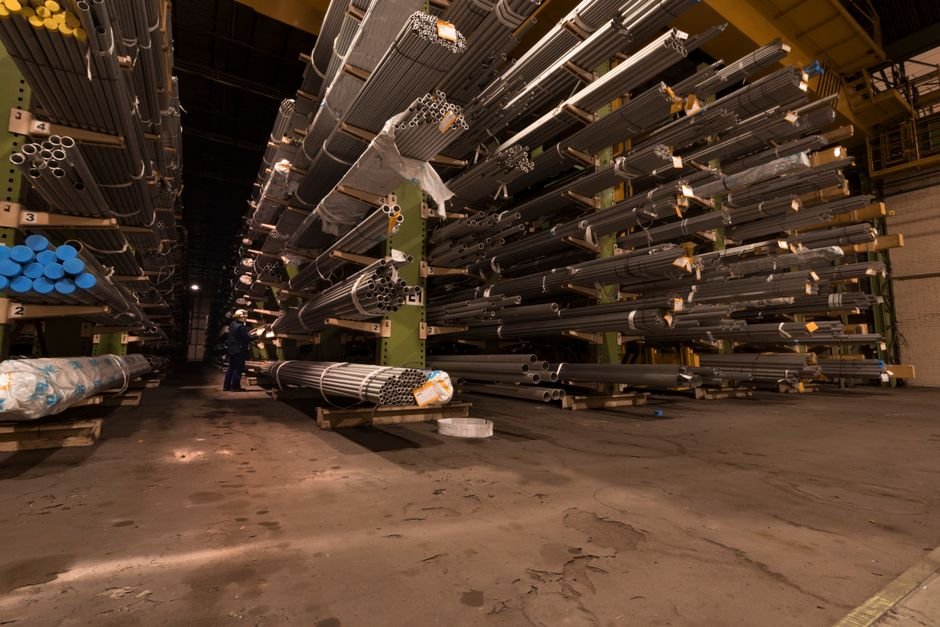 Stockage de tubes en acier industriels